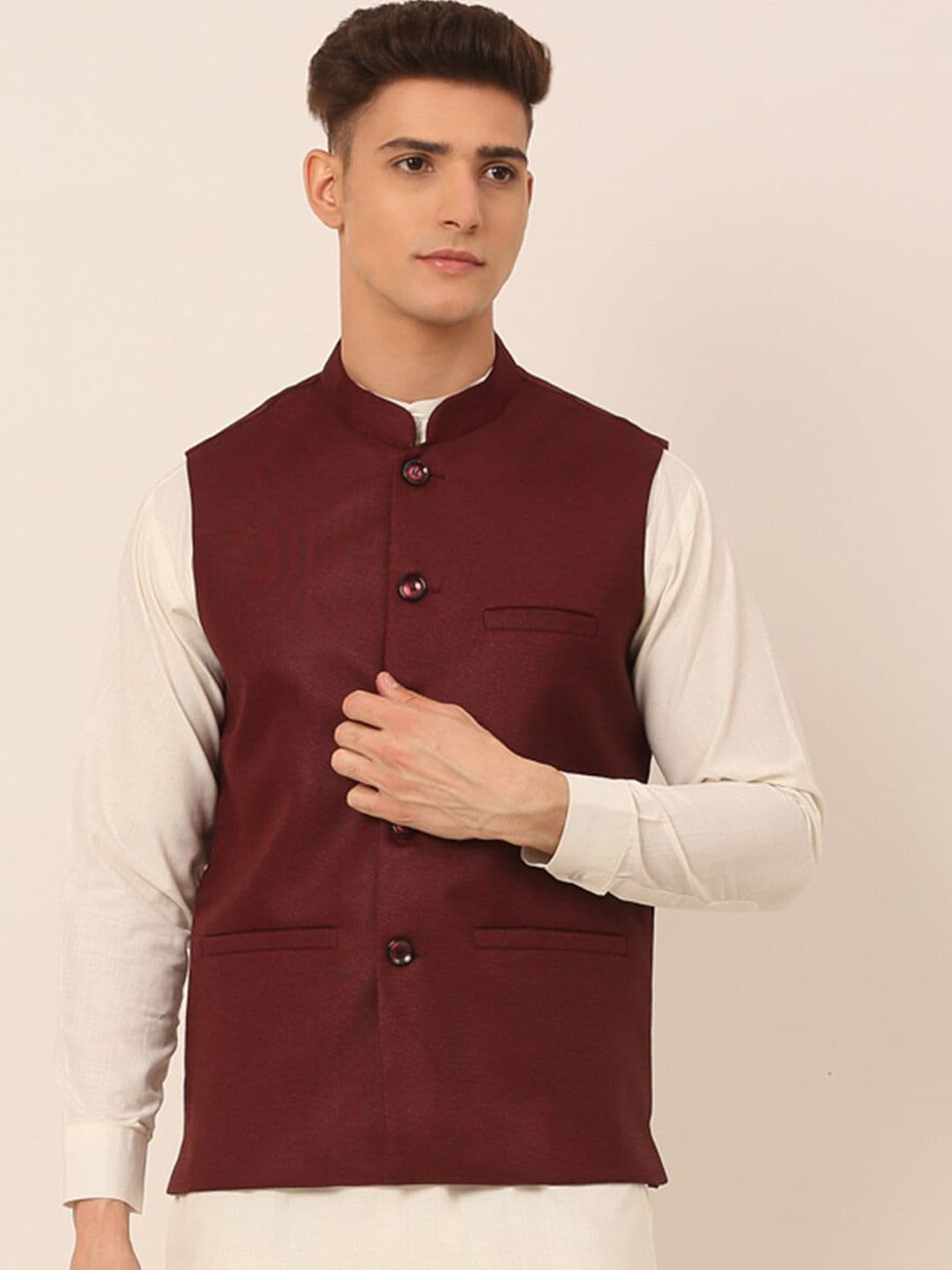Jompers Men Maroon Solid Nehru Jacket - view 1