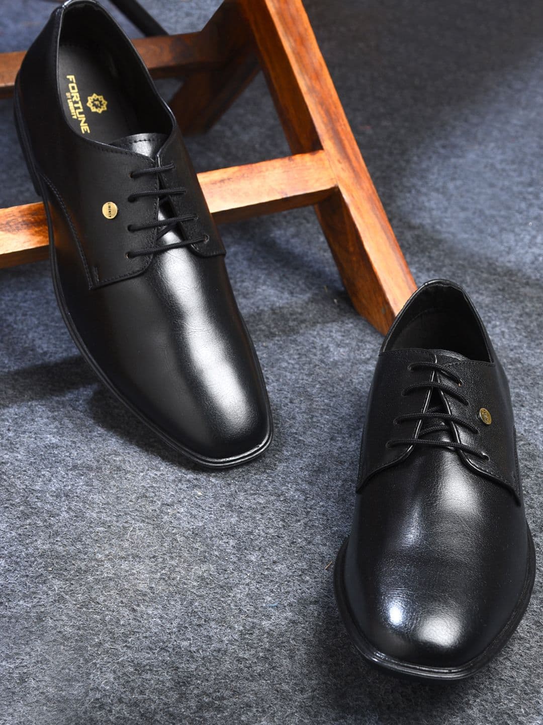 Liberty Men Lace-Up Derby Formal Shoes - view 1