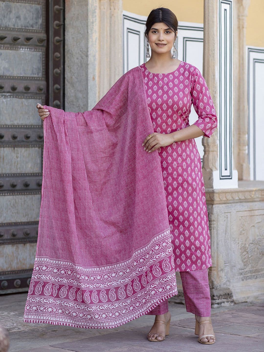 Nayo Women Pink & White Printed Pure Cotton Kurta with Palazzos & With Dupatta - view 1