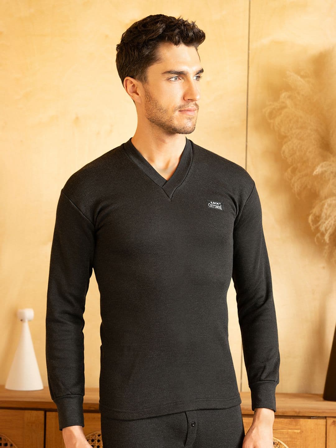 Lux Cottswool Men Charcoal Solid Cotton Thermal Top - view 1