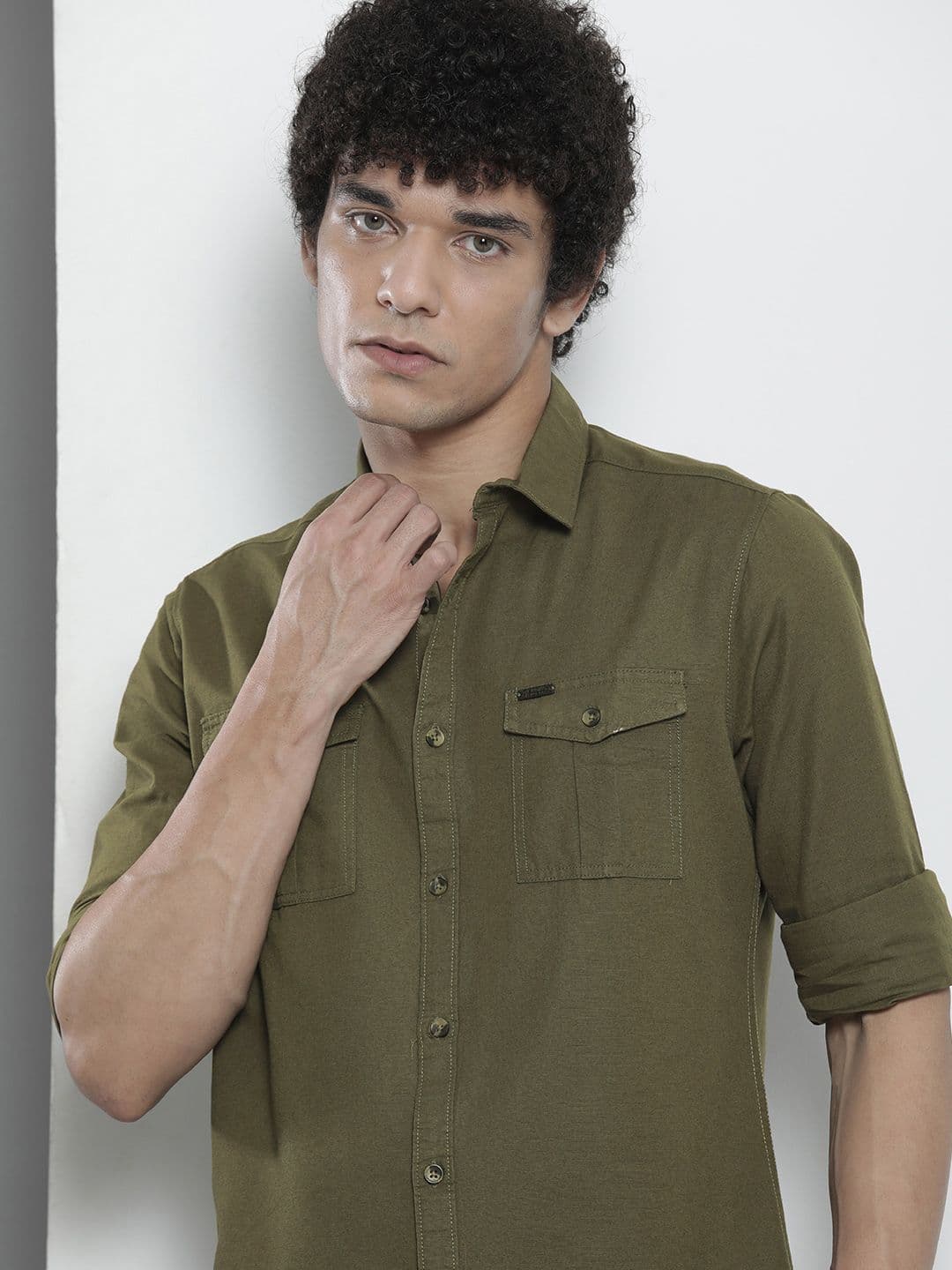 The Indian Garage Co Men Olive Green Solid Casual Shirt - view 1