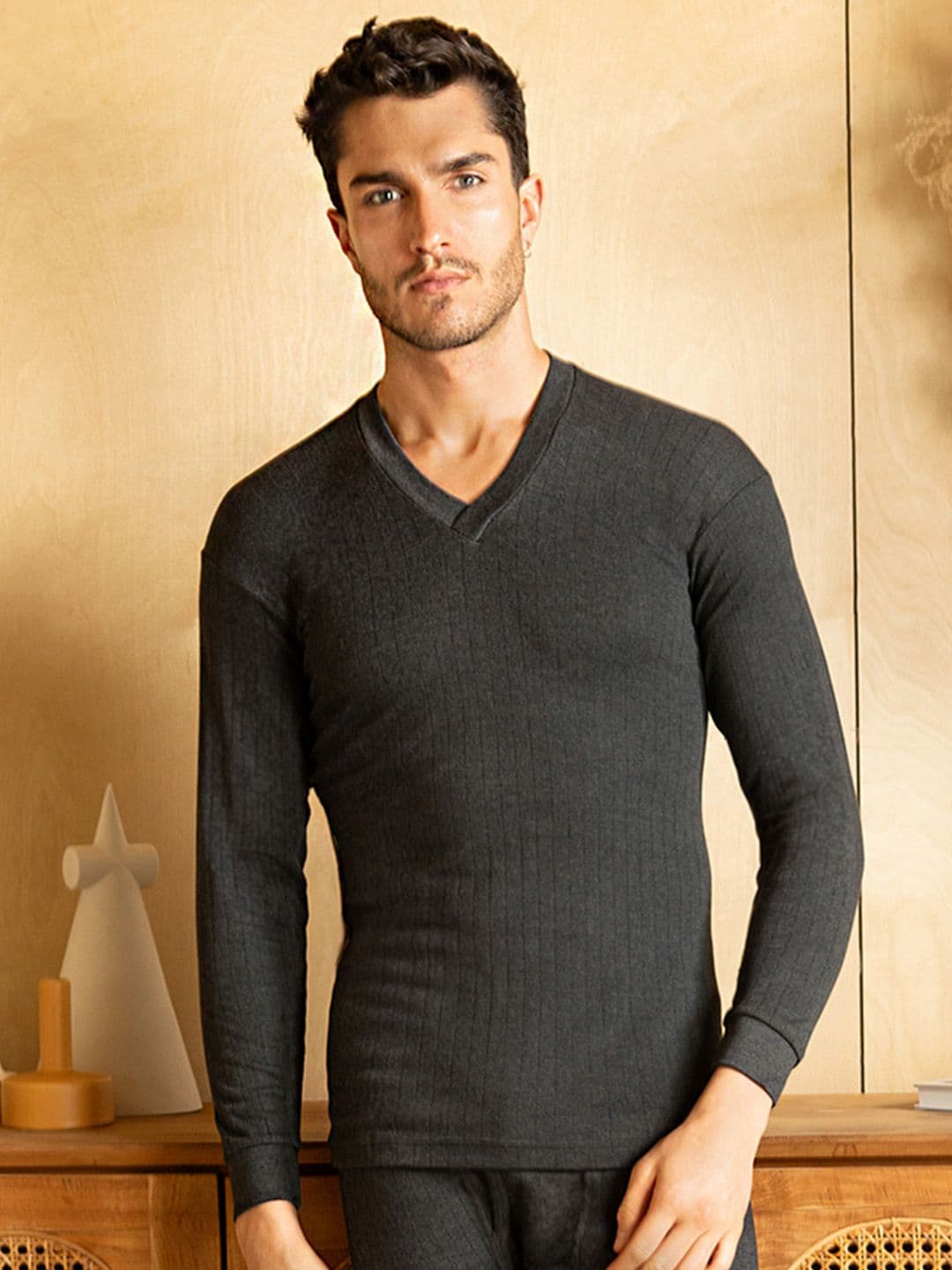 LUX PARKER Men Black Solid Cotton Thermal Top - view 1