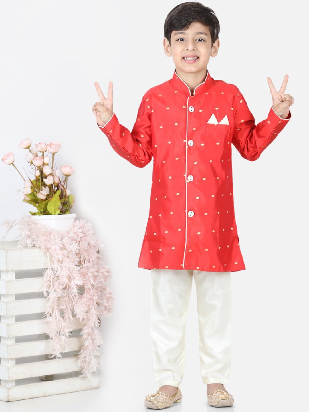 BownBee Boys Red & White Woven-Design Sherwani Set - view 1