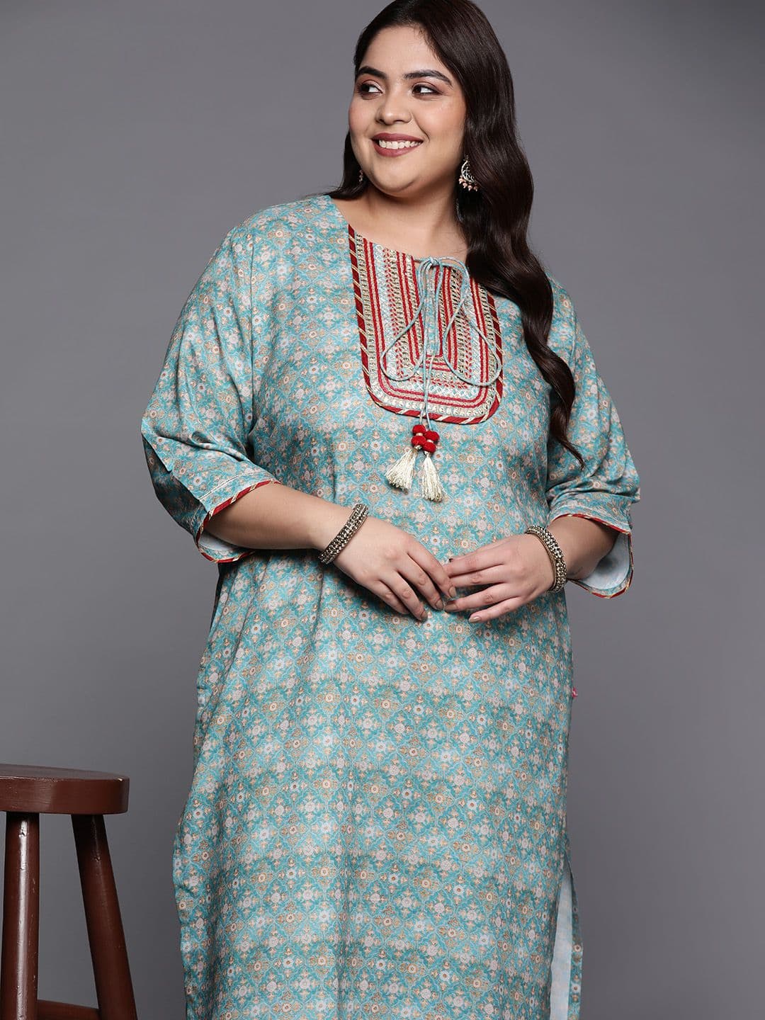 Varanga Xtra Women Ethnic Motifs Printed Gotta Patti Kurta - view 1