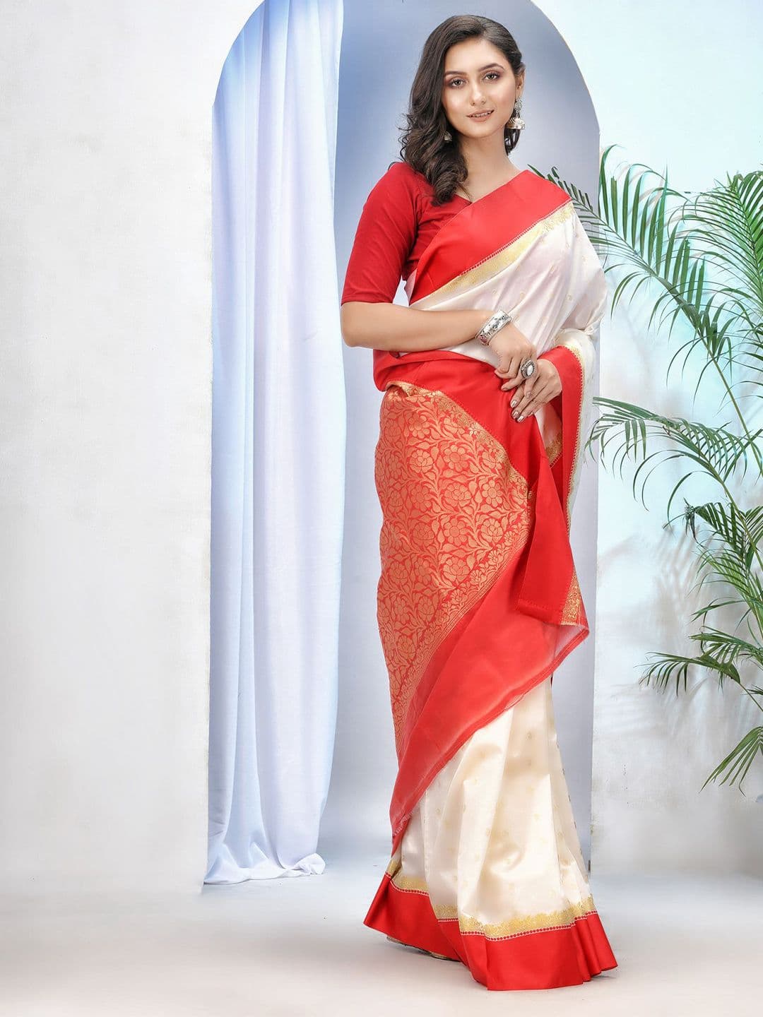 DESH BIDESH Ethnic Motifs Zari Garad Saree - view 1