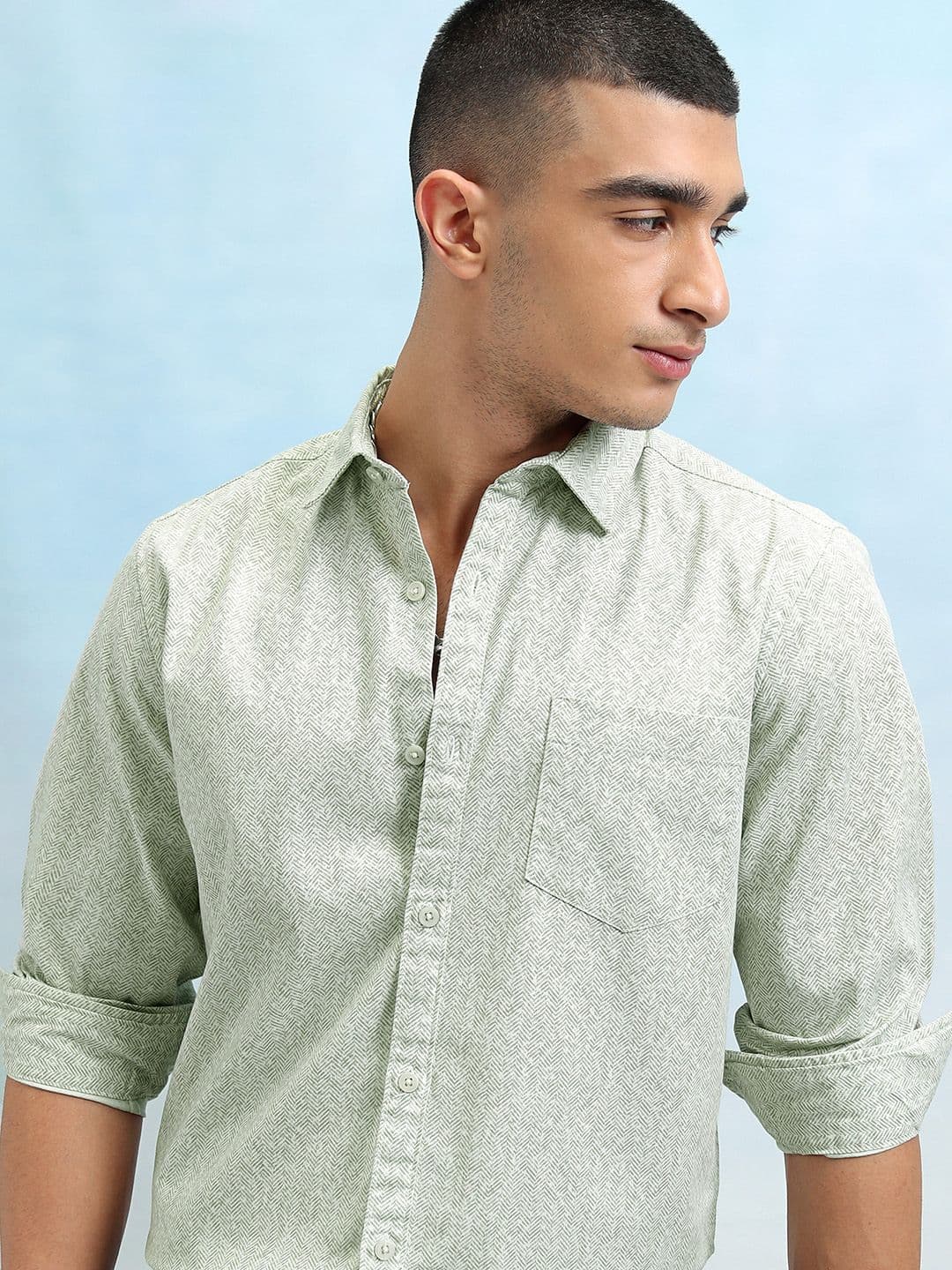 HIGHLANDER Men Olive Printed Casual Regular Fit Shirt - view 1