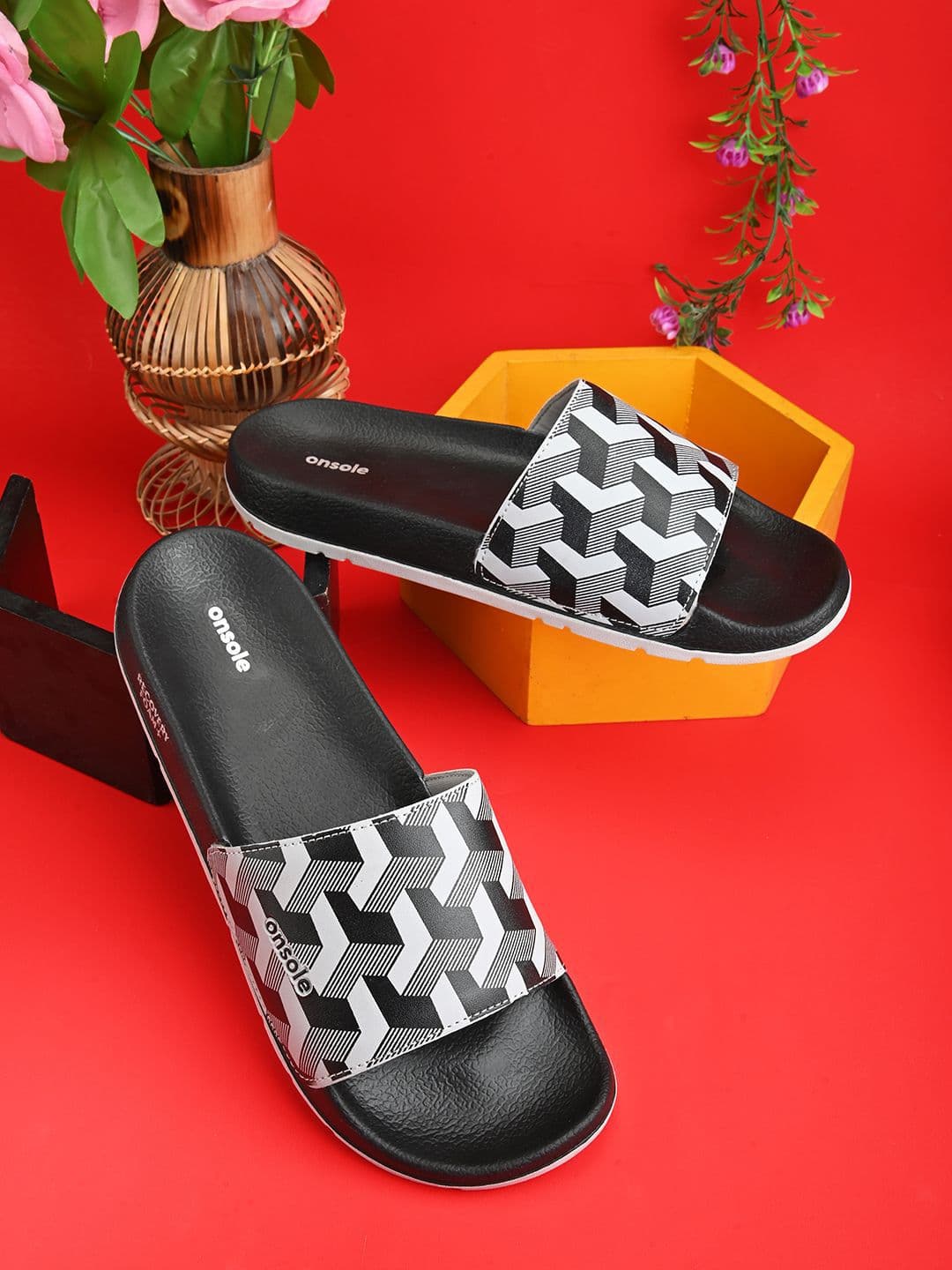 ONSOLE Men Printed Sliders - view 1