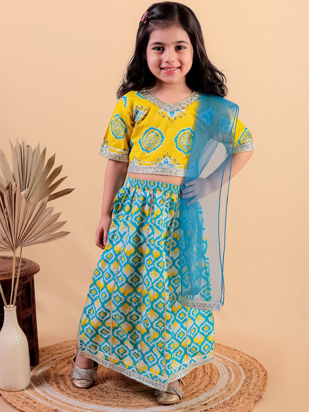 JUNITOS Girls Ethnic Motifs Printed Ready to Wear Cotton Lehenga & Blouse With Dupatta - view 1