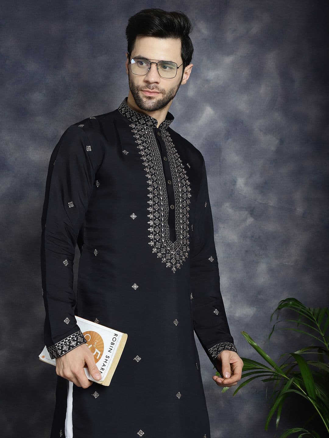 Jompers Mandarin Collar Sequins Embroidered Kurta - view 1