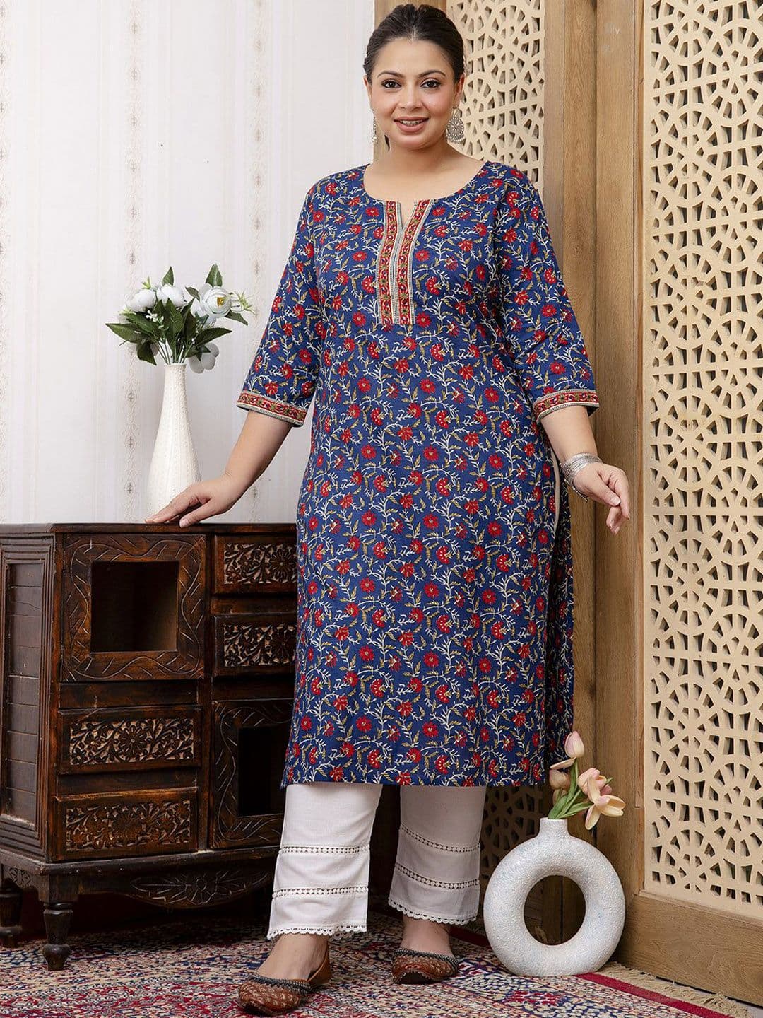 Nayo Plus Size Floral Printed Notch Neck Cotton Straight Kurta - view 1
