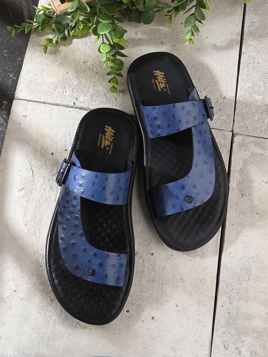 Hitz Men Leather Comfort Sandals - view 1