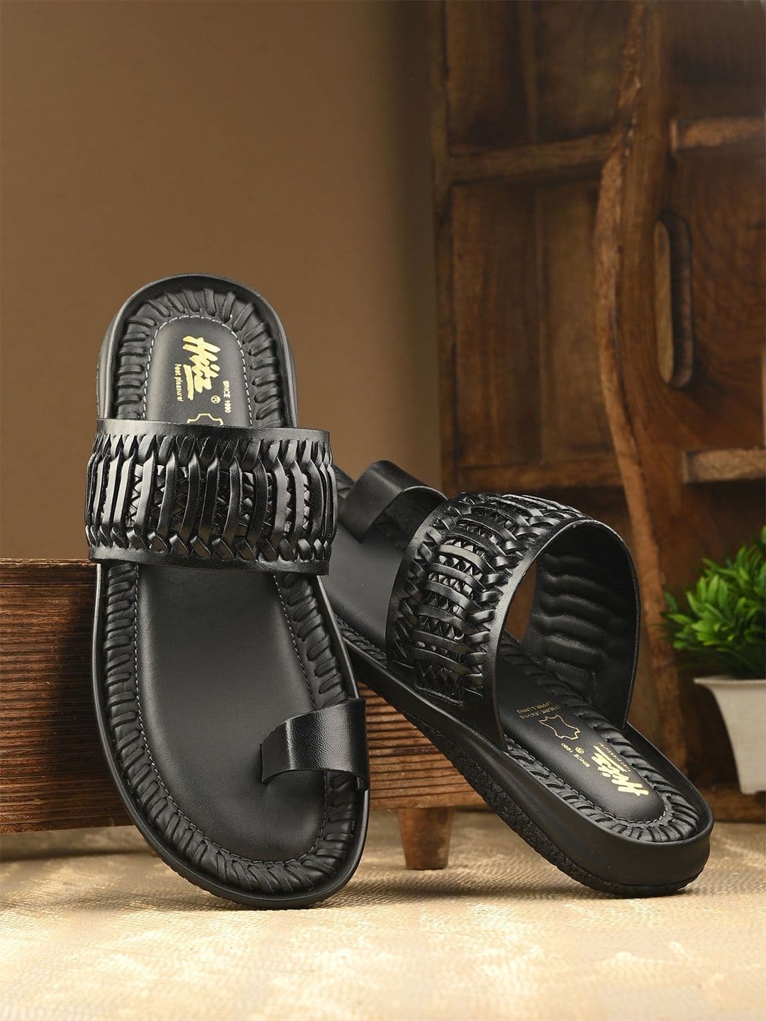 Hitz Men Leather Comfort Sandals - view 1