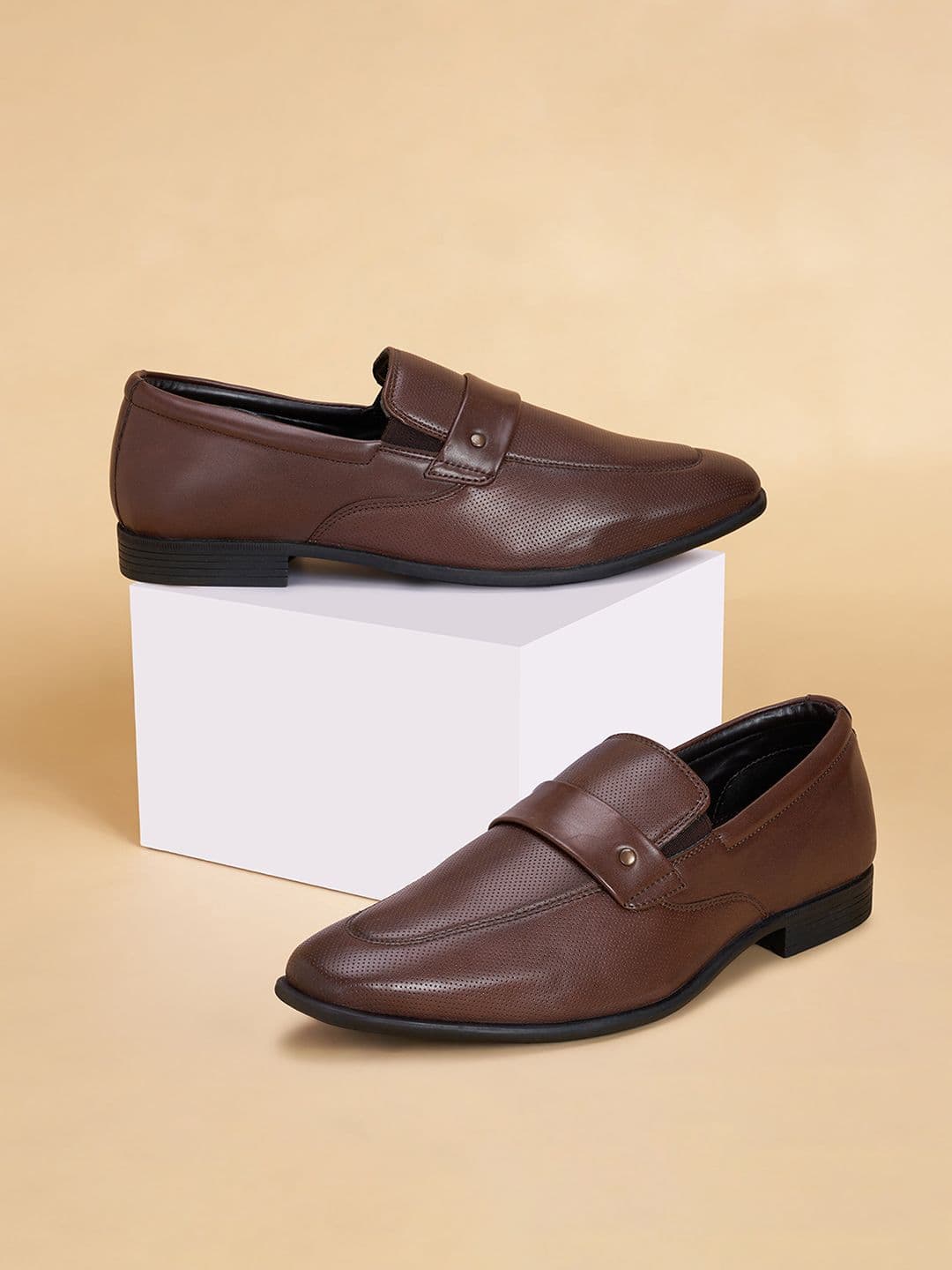 BYFORD by Pantaloons Men Textured Formal Loafers - view 1