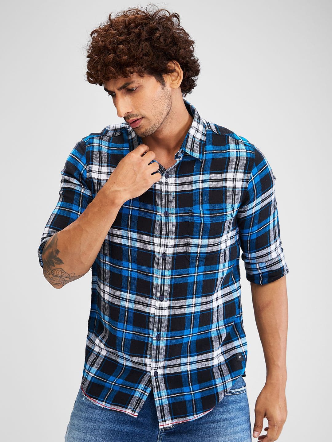 SPYKAR Men Slim Fit Tartan Checks Opaque Checked Casual Shirt - view 1