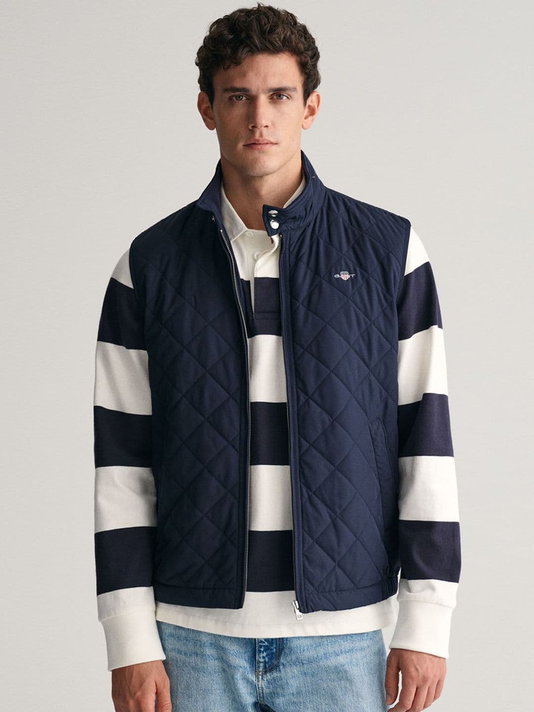 GANT Men Solid Stand Collar Sleeveless Quilted Jacket - view 1