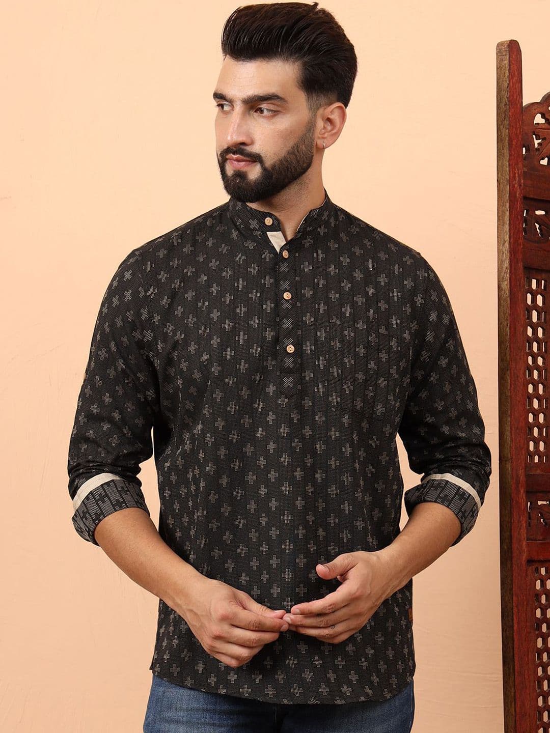 Latest Chikan Garments Ethnic Motifs Printed Mandarin Collar Cotton Short Kurta - view 1
