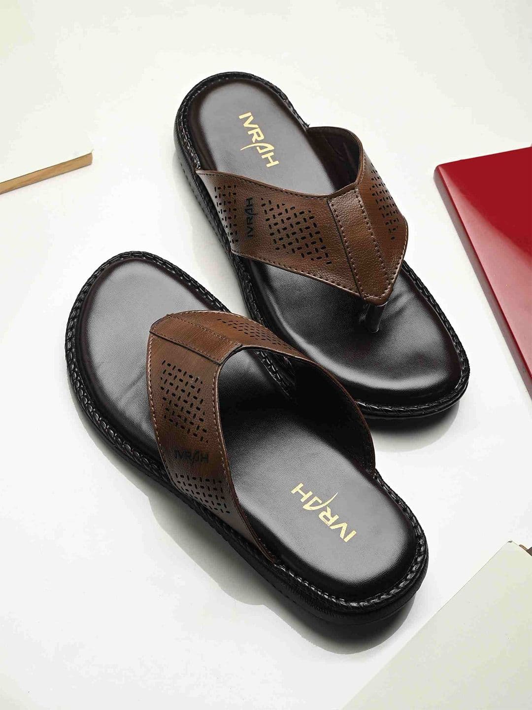IVRAH Men Thong Flip-Flops - view 1
