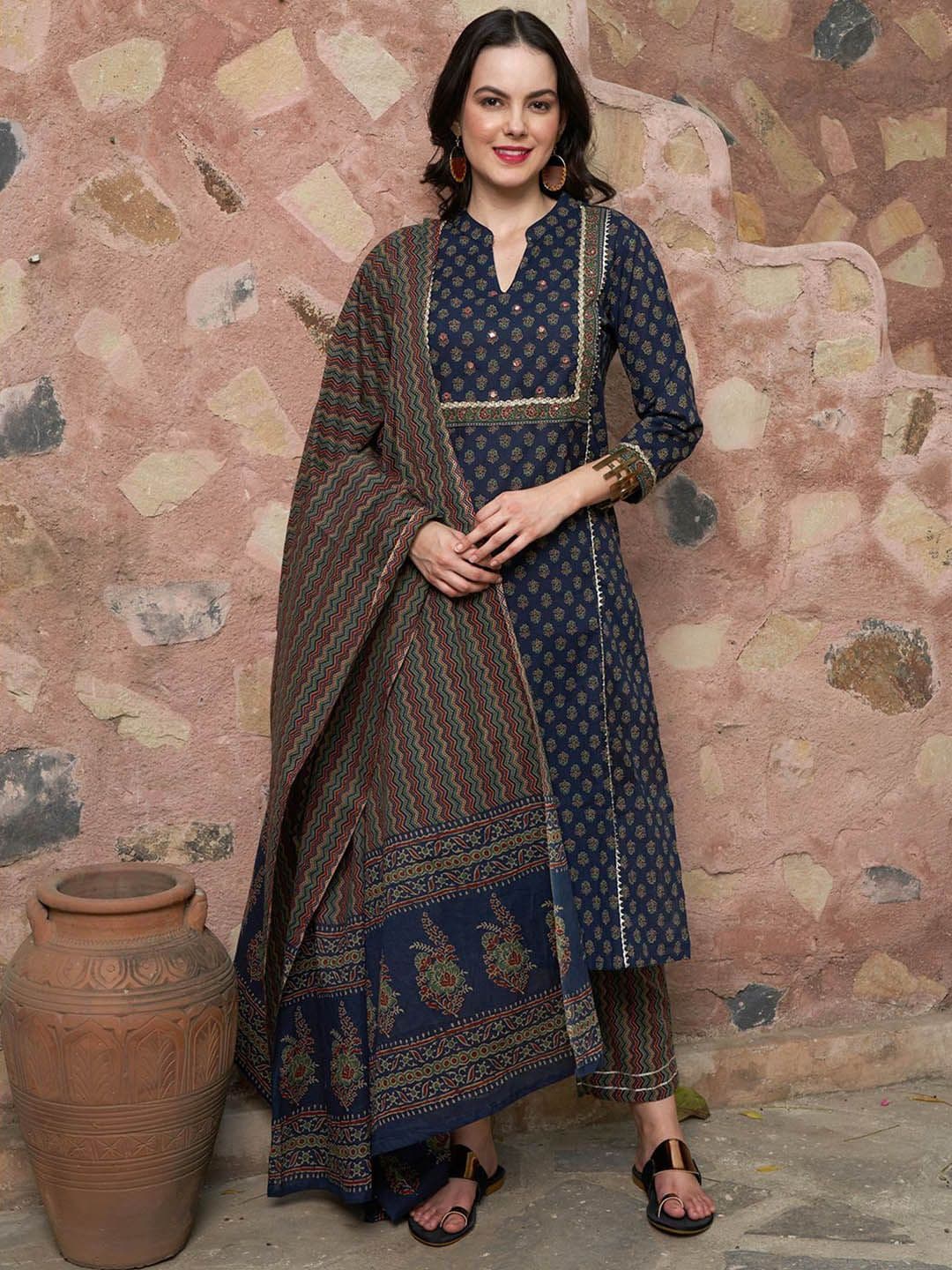 Sangria Floral Printed Pure Cotton Straight Kurta With Trousers & Dupatta - view 1