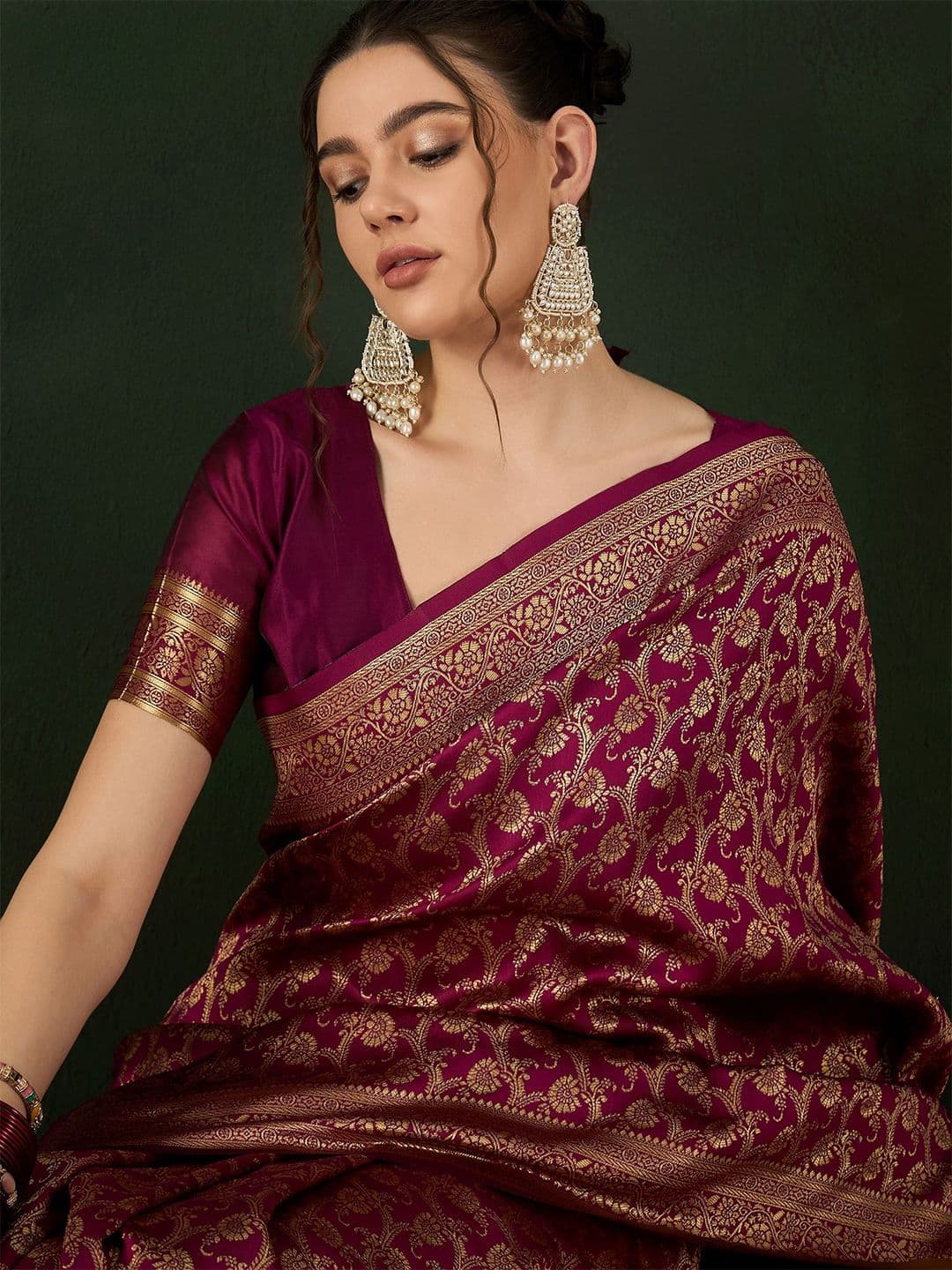 Sangria Woven Design Saree With Blouse Piece - view 1