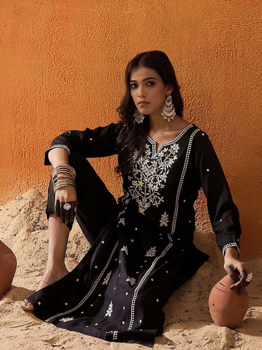 Indo Era Black Floral Embroidered Notch Neck Straight Kurta - view 1