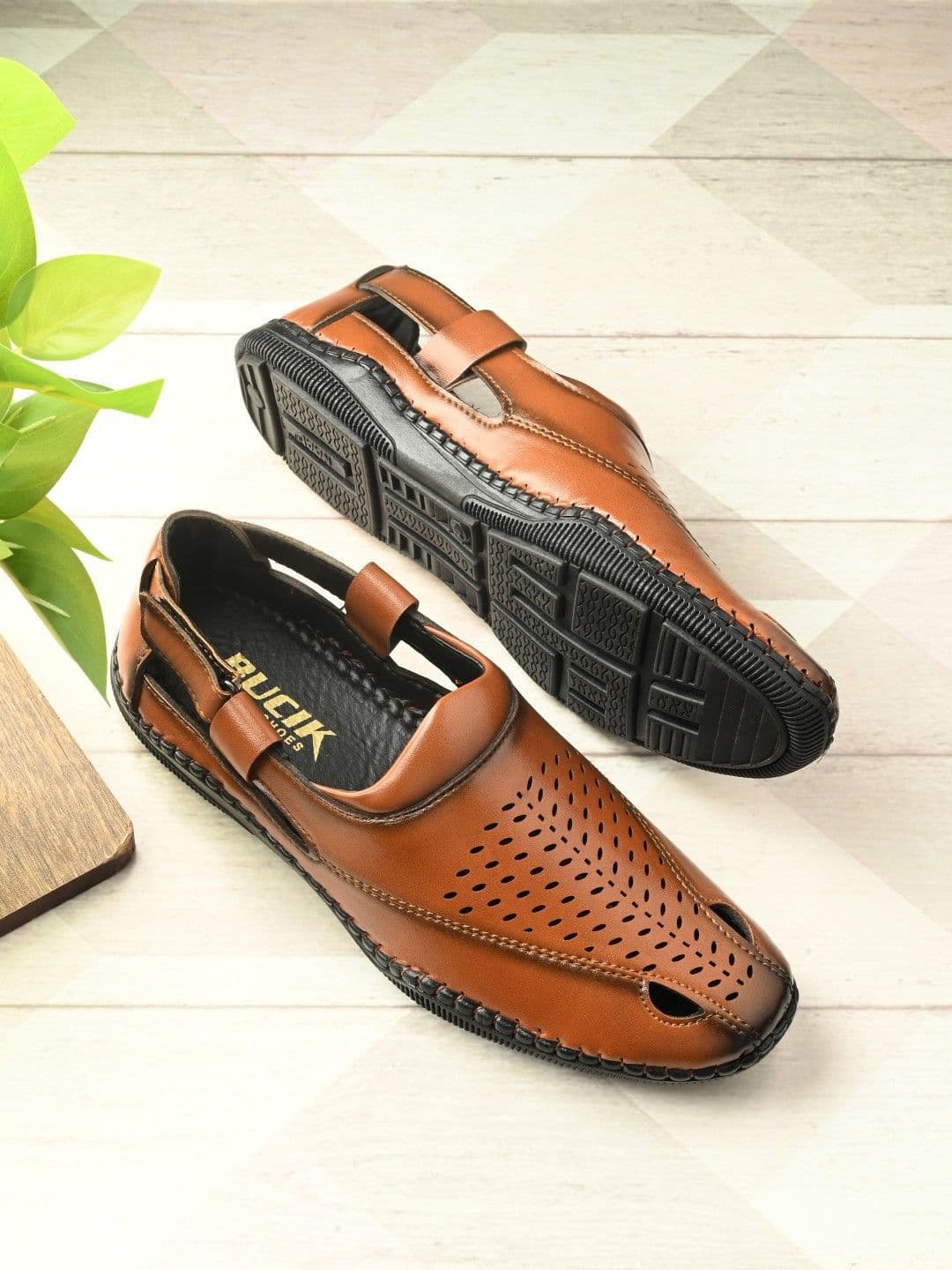 BUCIK Men Shoe-Style Sandals - view 1