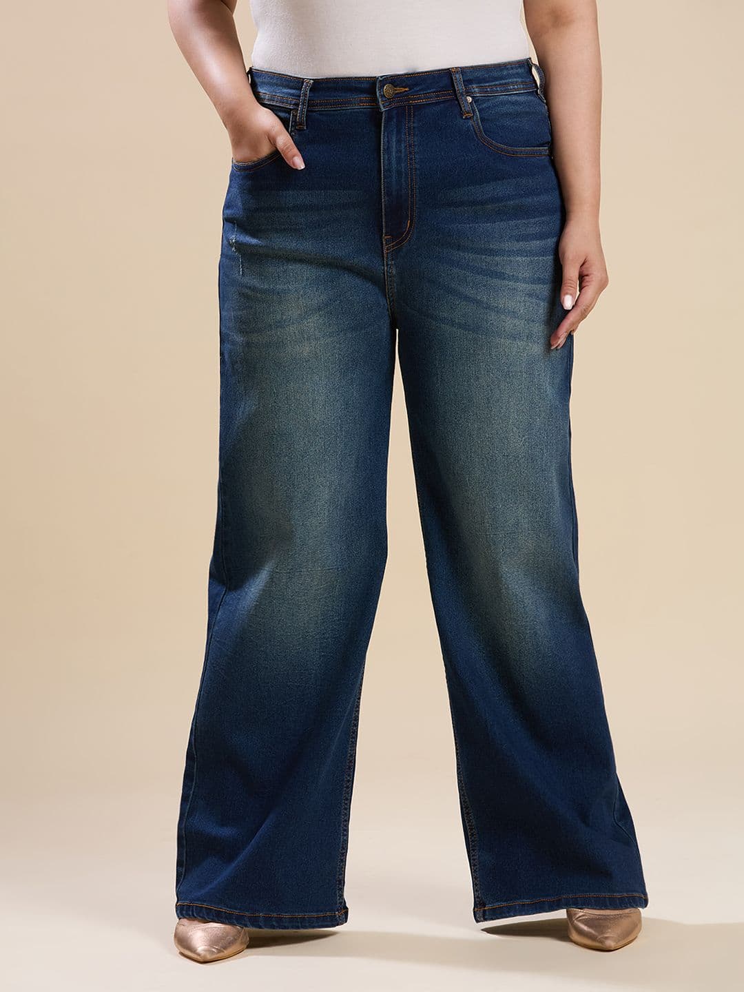 Turning Blue Women Wide Leg High-Rise Light Fade Jeans - view 1