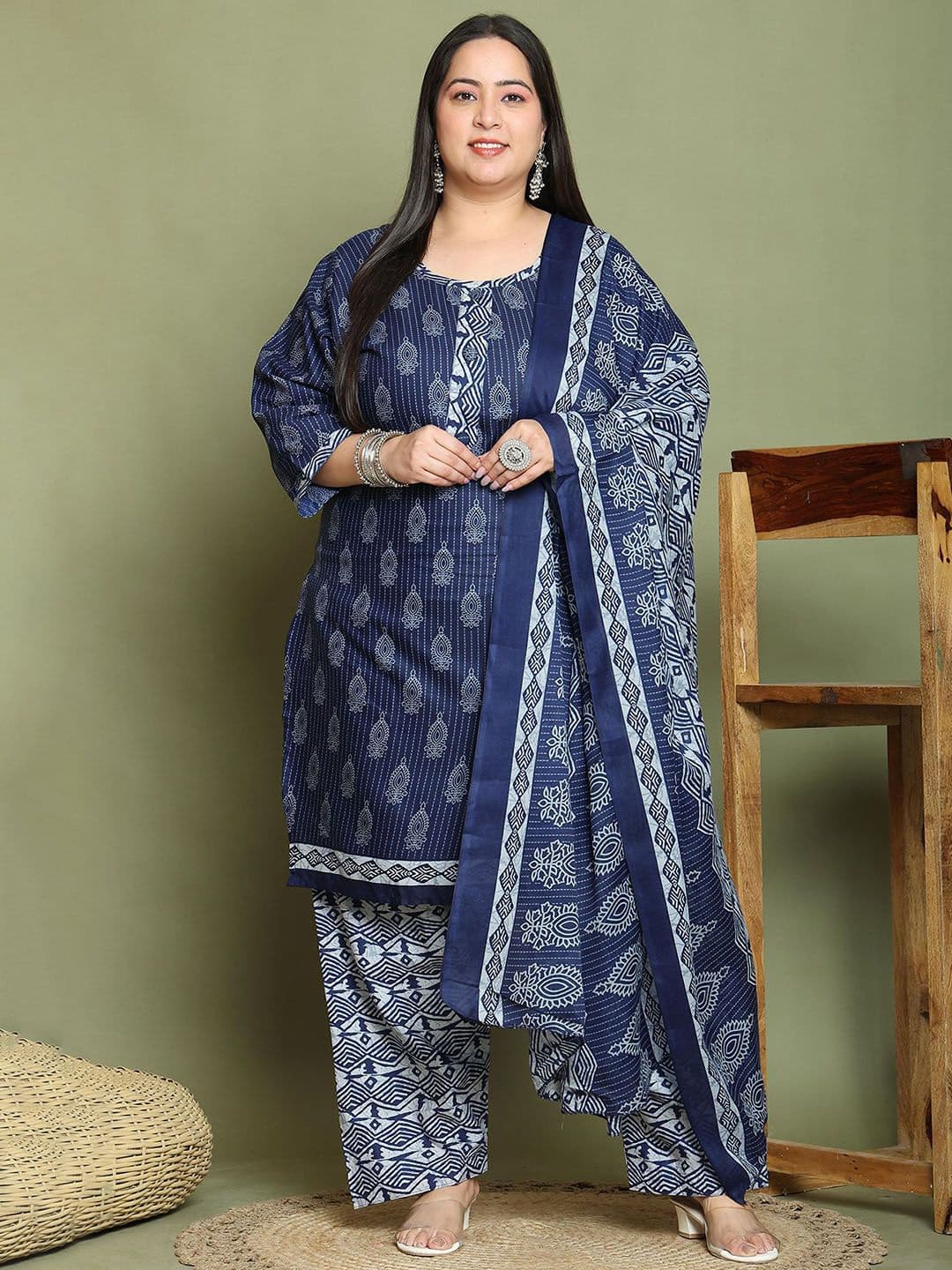 Rajnandini Plus Size Round Neck Floral Printed Straight Kurta with Salwar & Dupatta - view 1