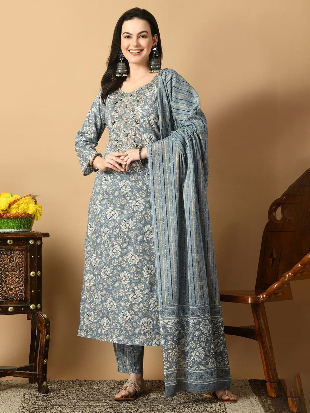 Stitch up thread Women Ethnic Motifs Printed Regular Kurta with Trousers & With Dupatta - view 1