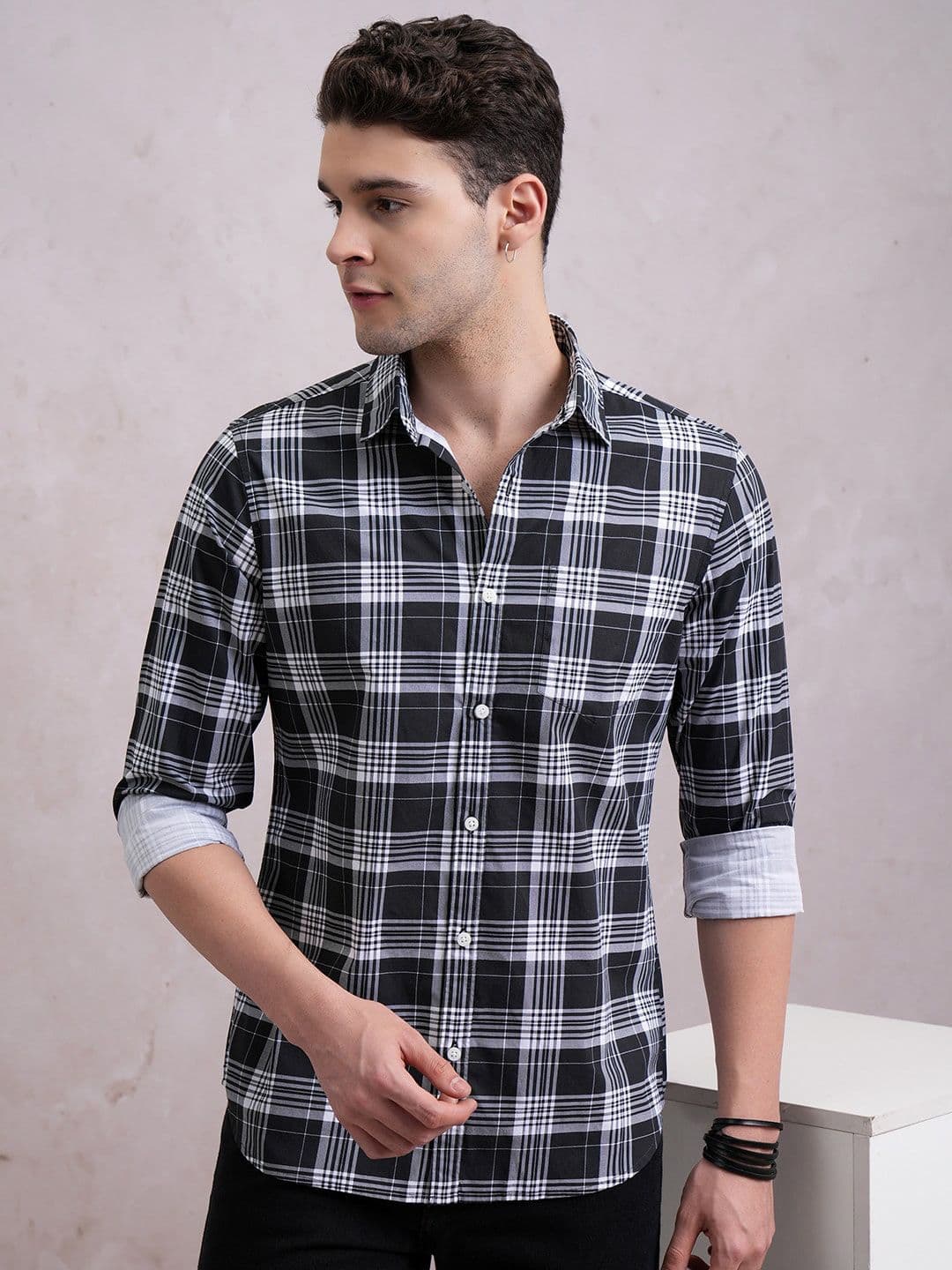 Highlander Men Checked Slim Fit Shirt - view 1