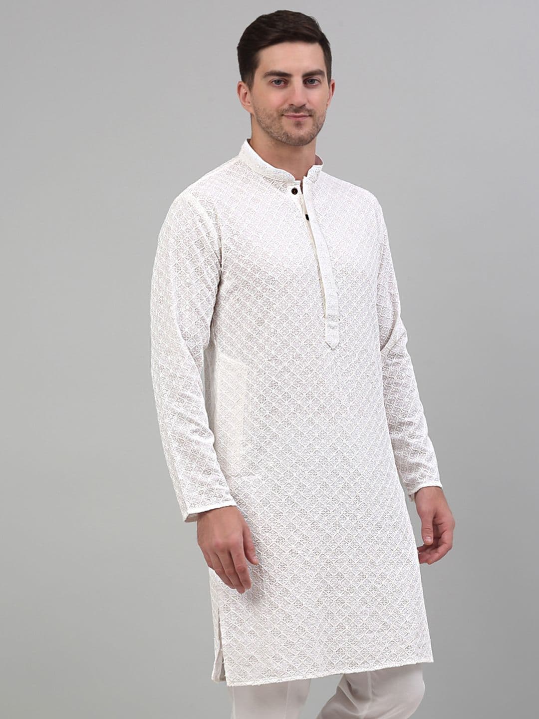 Jompers Men Geometric Embroidered Sequinned Kurta - view 1