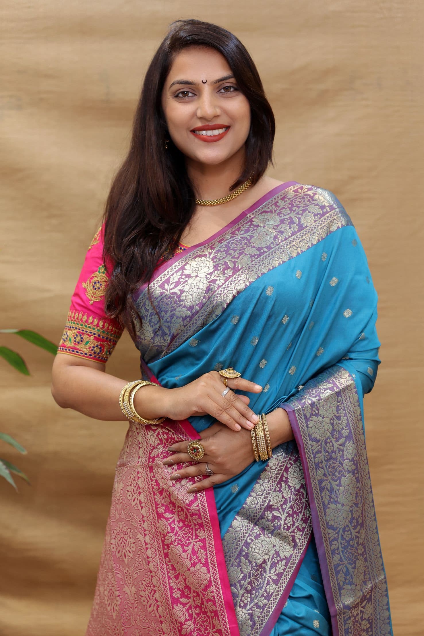 Royal Rajgharana Saree Ethnic Motif Zari Woven Banarasi Sarees - view 1