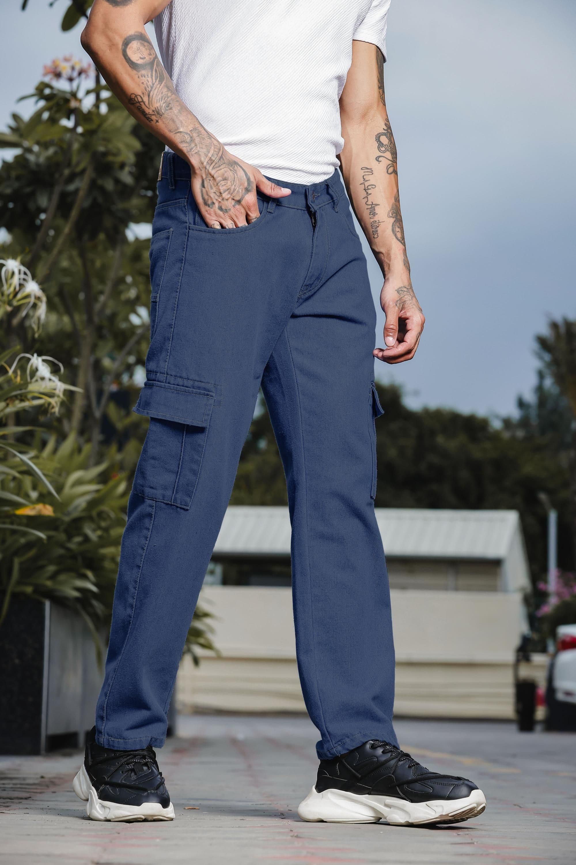 RAGZO Men Relaxed Fit Low Distress Jeans - view 1
