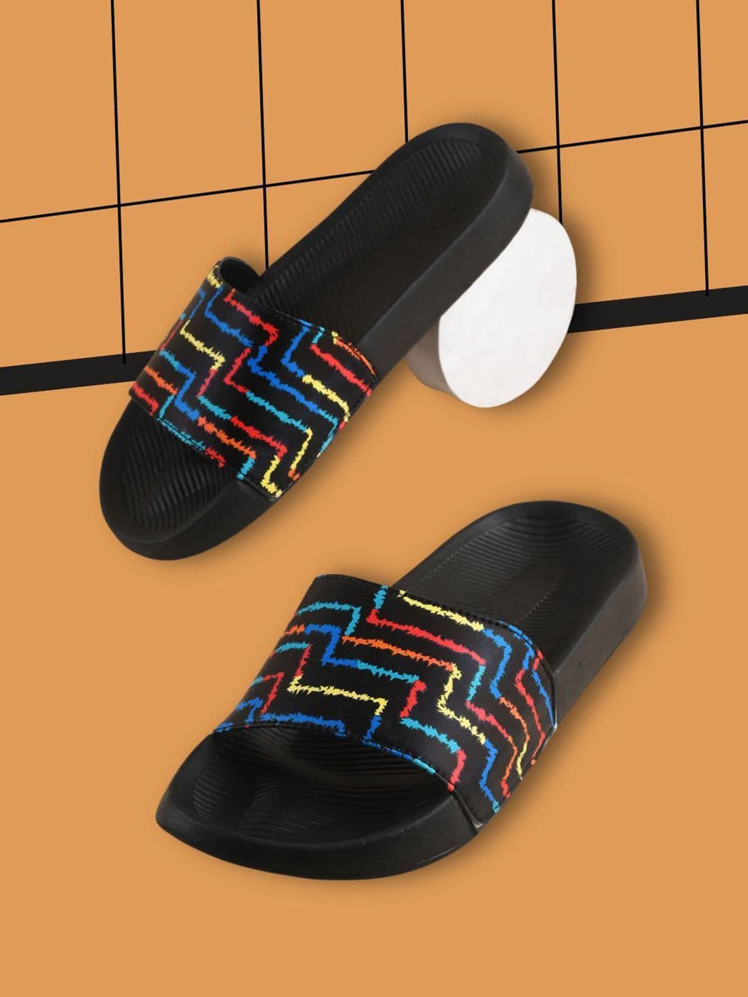 PERY PAO Men Printed Sliders - view 1