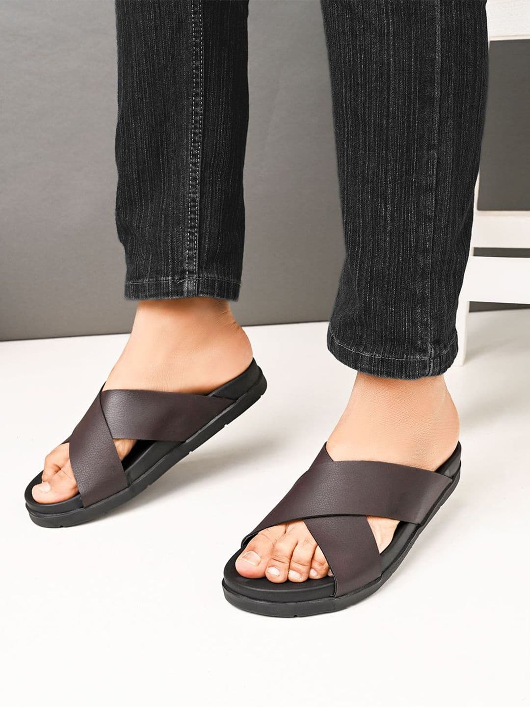 The Roadster Lifestyle Co Men Open Toe Comfort Sandals - view 1