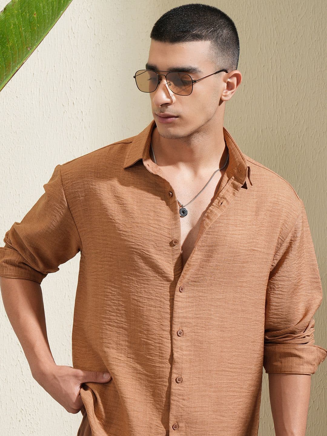 HIGHLANDER Men Solid Melange Relaxed Shirt - view 1