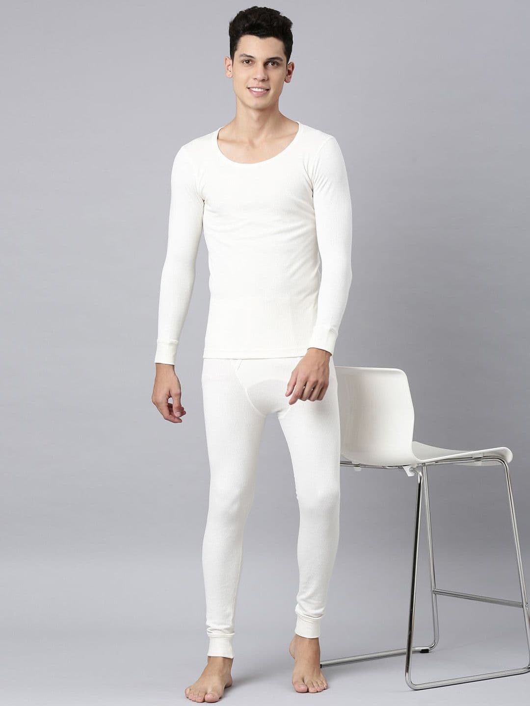 Levis Levi's Round Neck Full Sleeve Thermal Top and Bottom Set for Men's - view 1