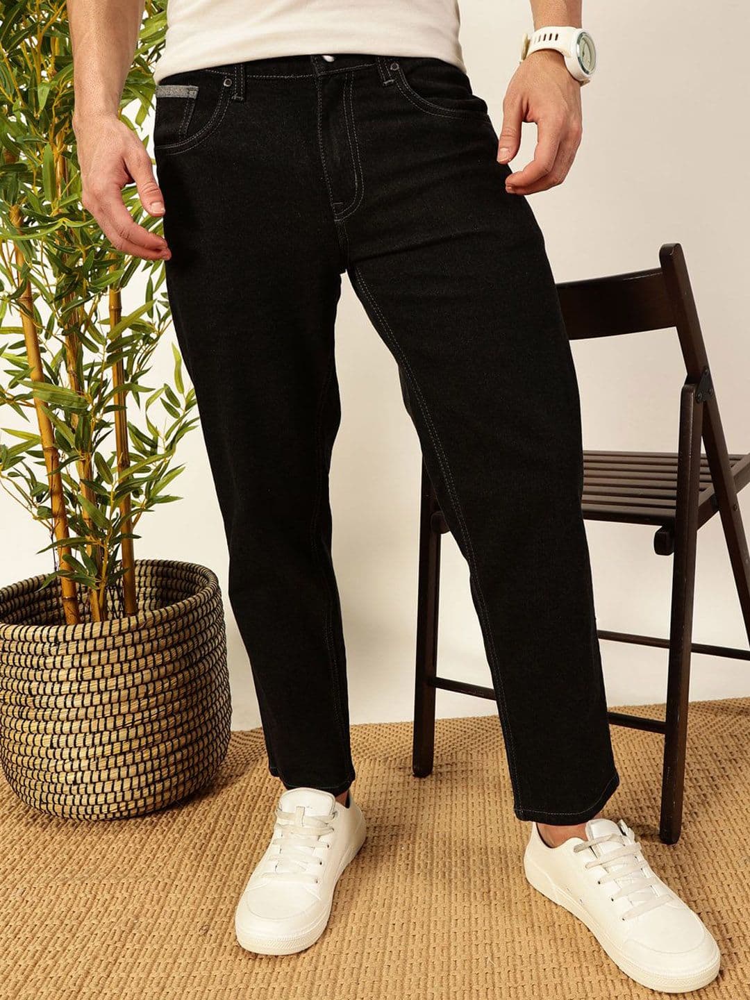 Thomas Scott Men Solid Smart Tapered Fit Jeans