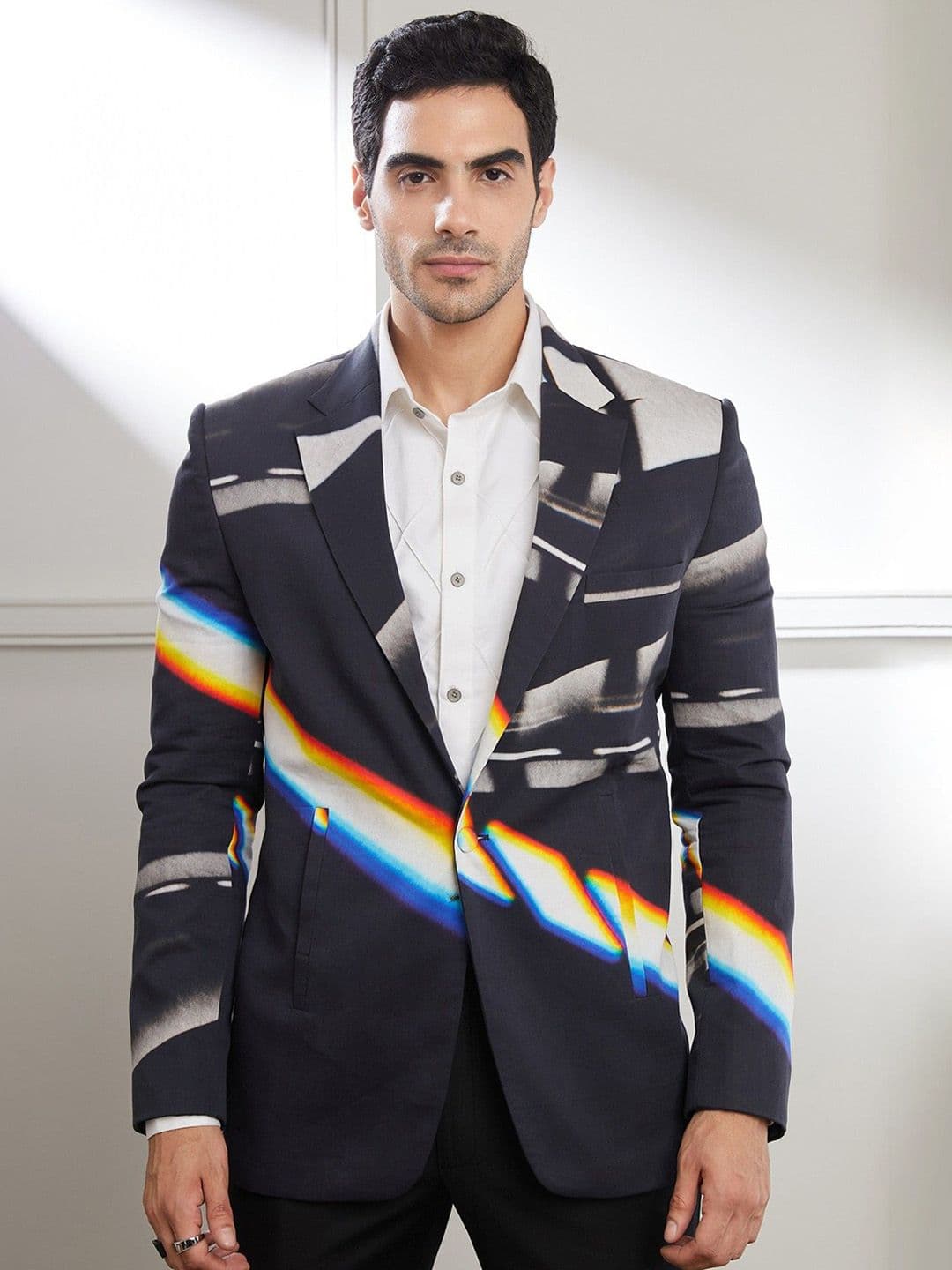 SEVENDC Men Cotton Longline Sporty Jacket With Patchwork - view 1