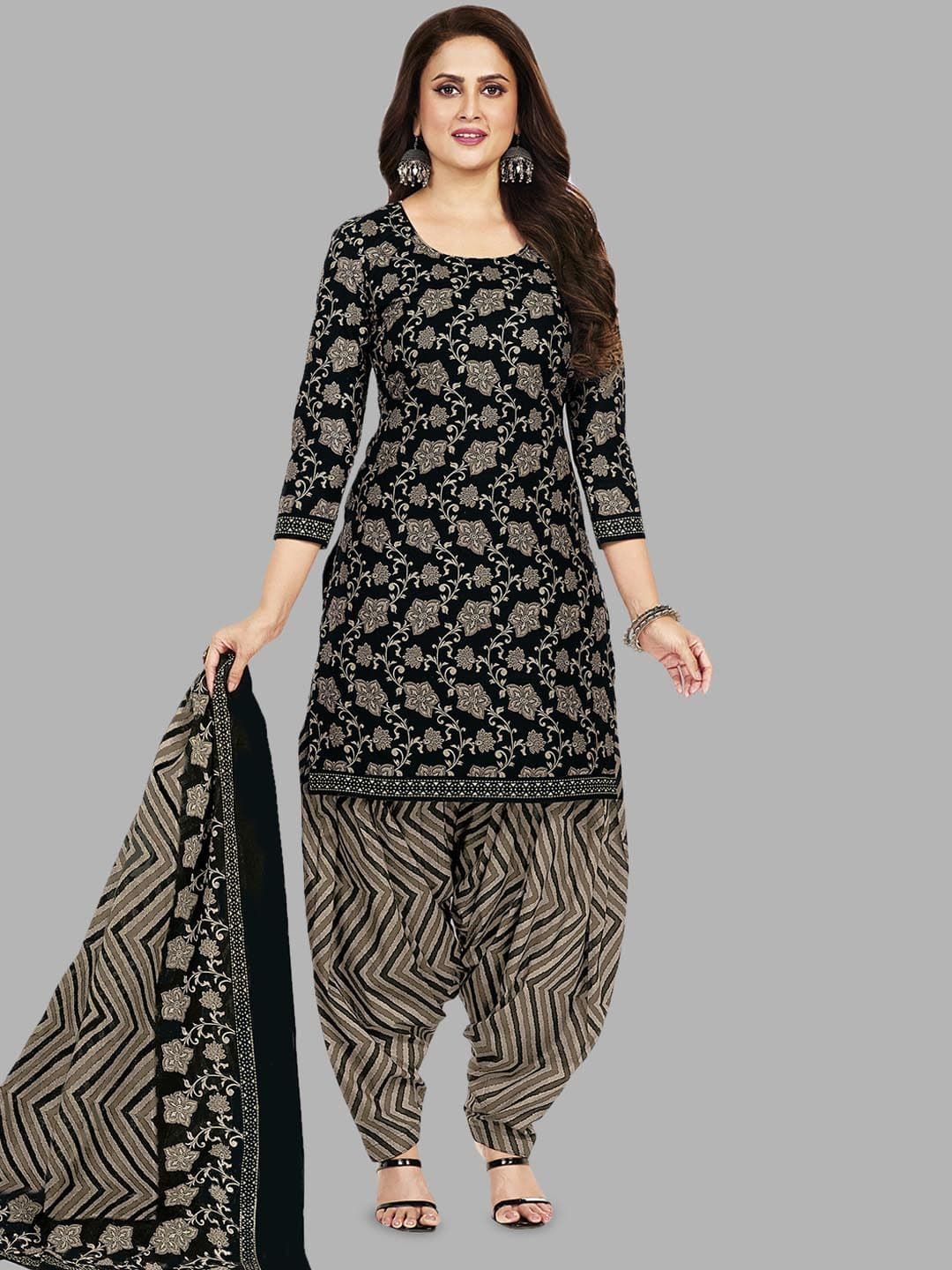 MIRAAN Women Floral Printed Regular Pure Cotton Kurta with Patiala & With Dupatta - view 1