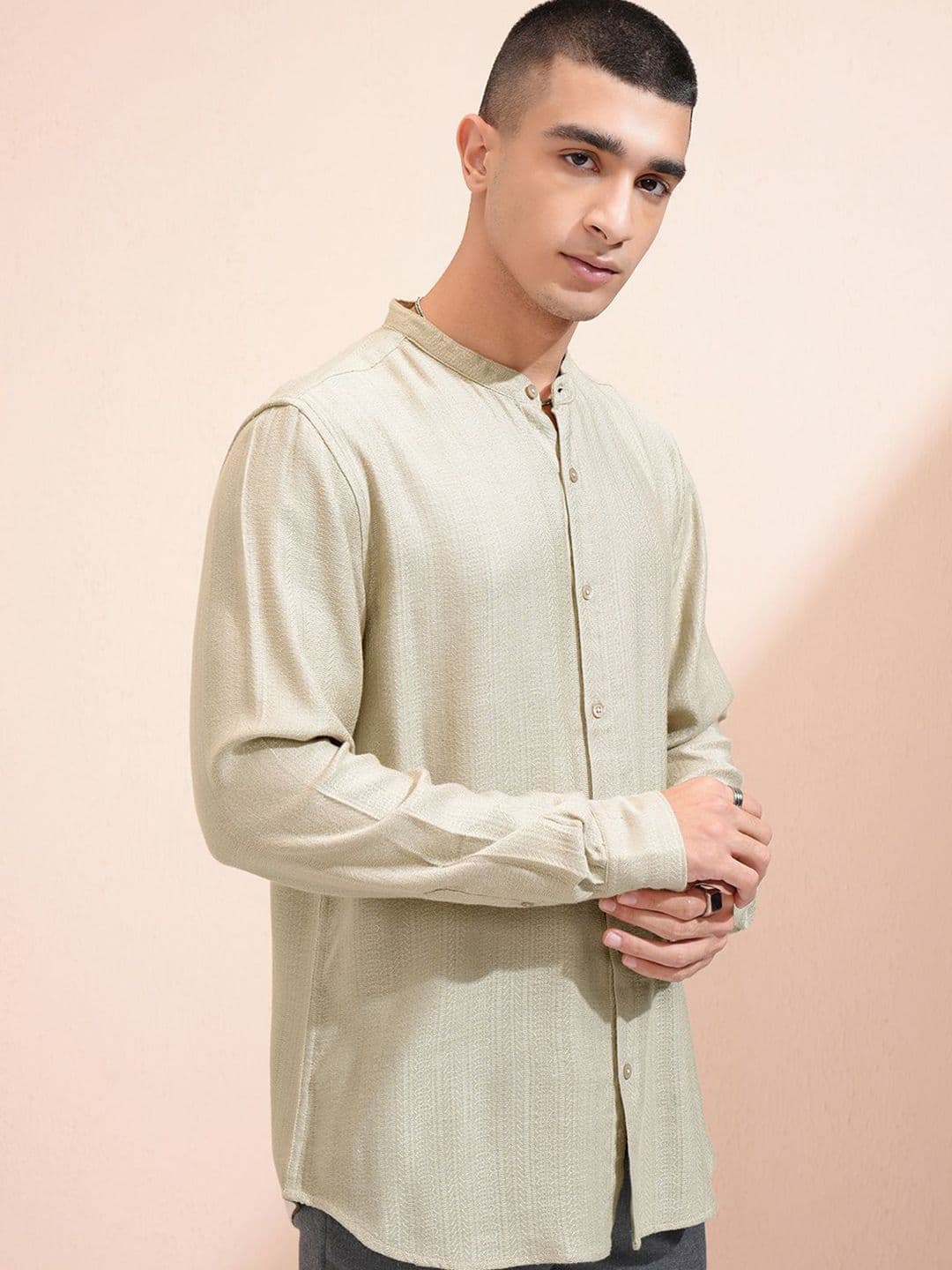 HIGHLANDER Men Dobby Textured Mui Relaxed Occation Shirt - view 1