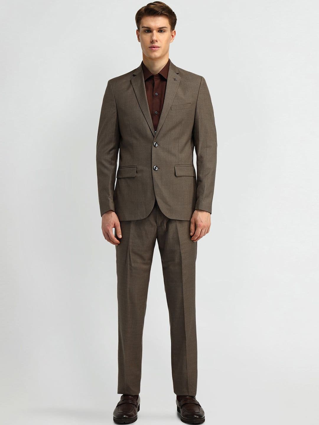 Arrow Men Long Sleeves Single Breasted Suit - view 1