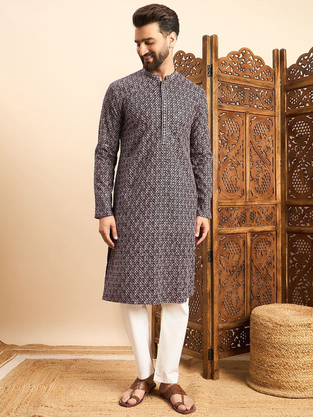 House of Pataudi Embroidered Straight Kurta - view 1