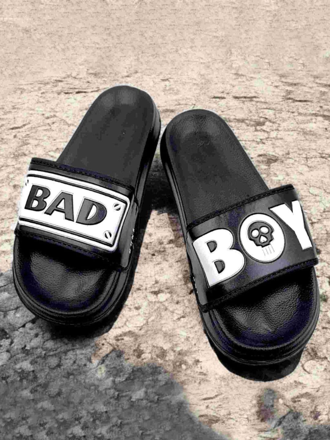 KAPYANSH Men Printed Rubber Sliders - view 1