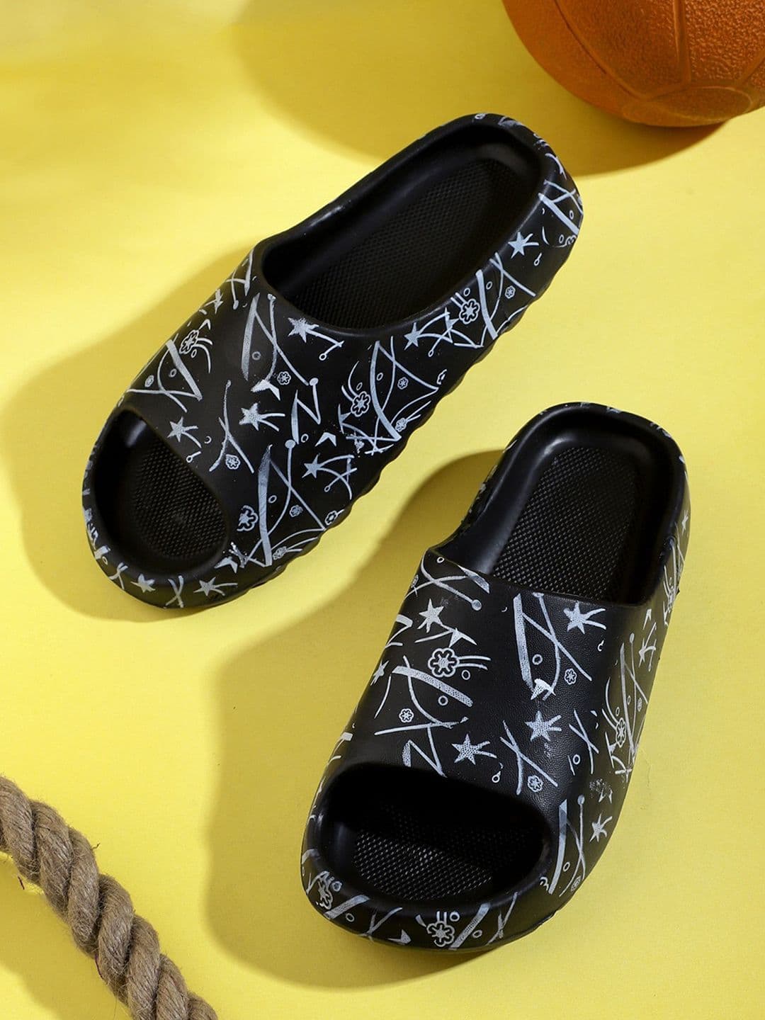 KAPYANSH Men Printed Rubber Sliders - view 1