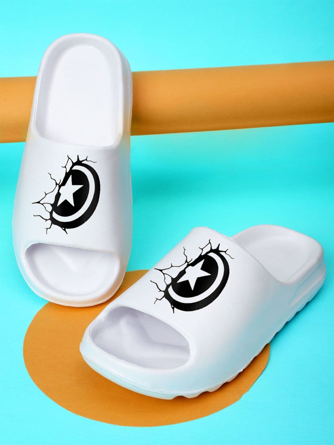 KAPYANSH Men Printed Rubber Sliders - view 1