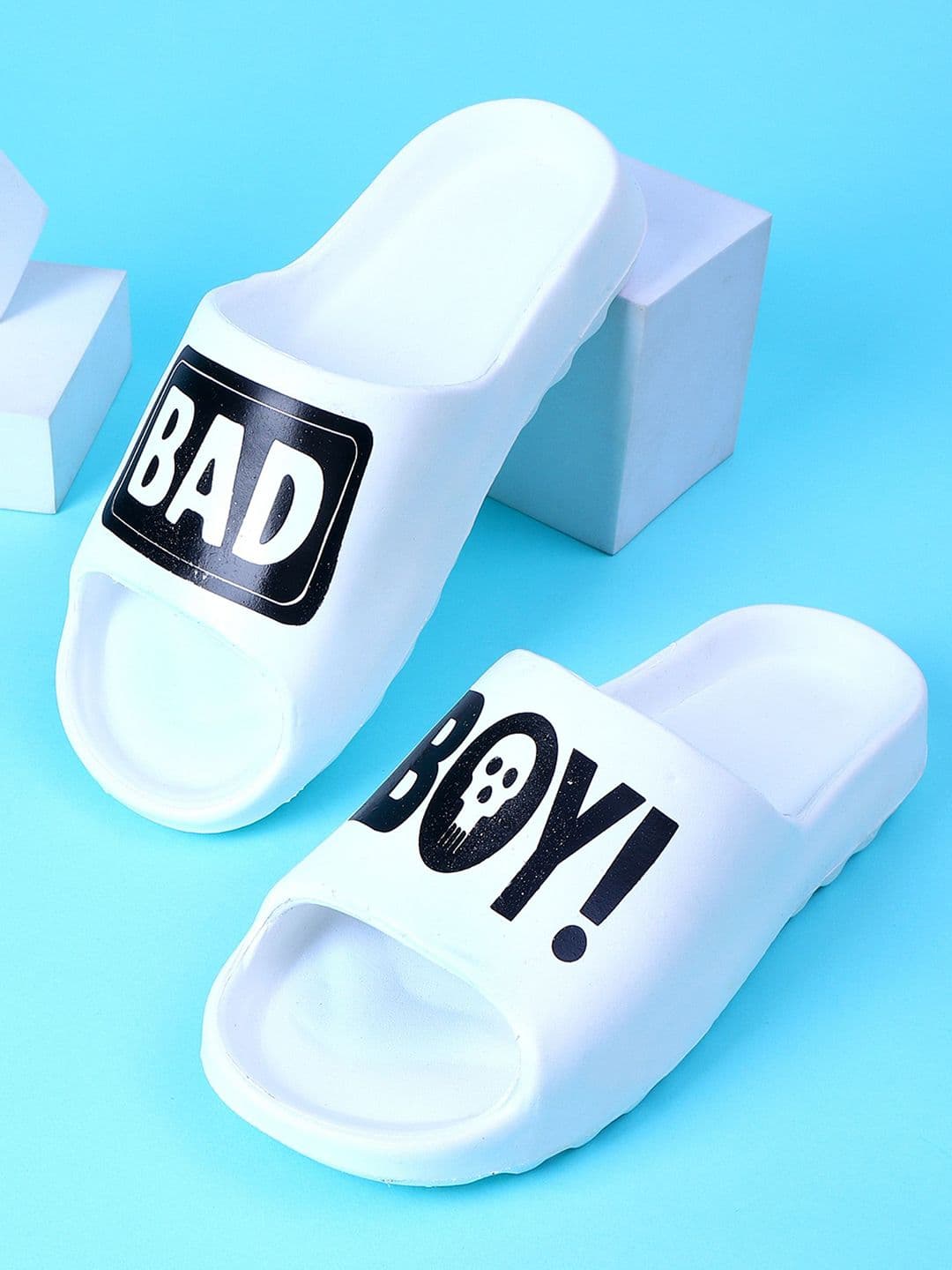 KAPYANSH Men Printed Rubber Sliders - view 1