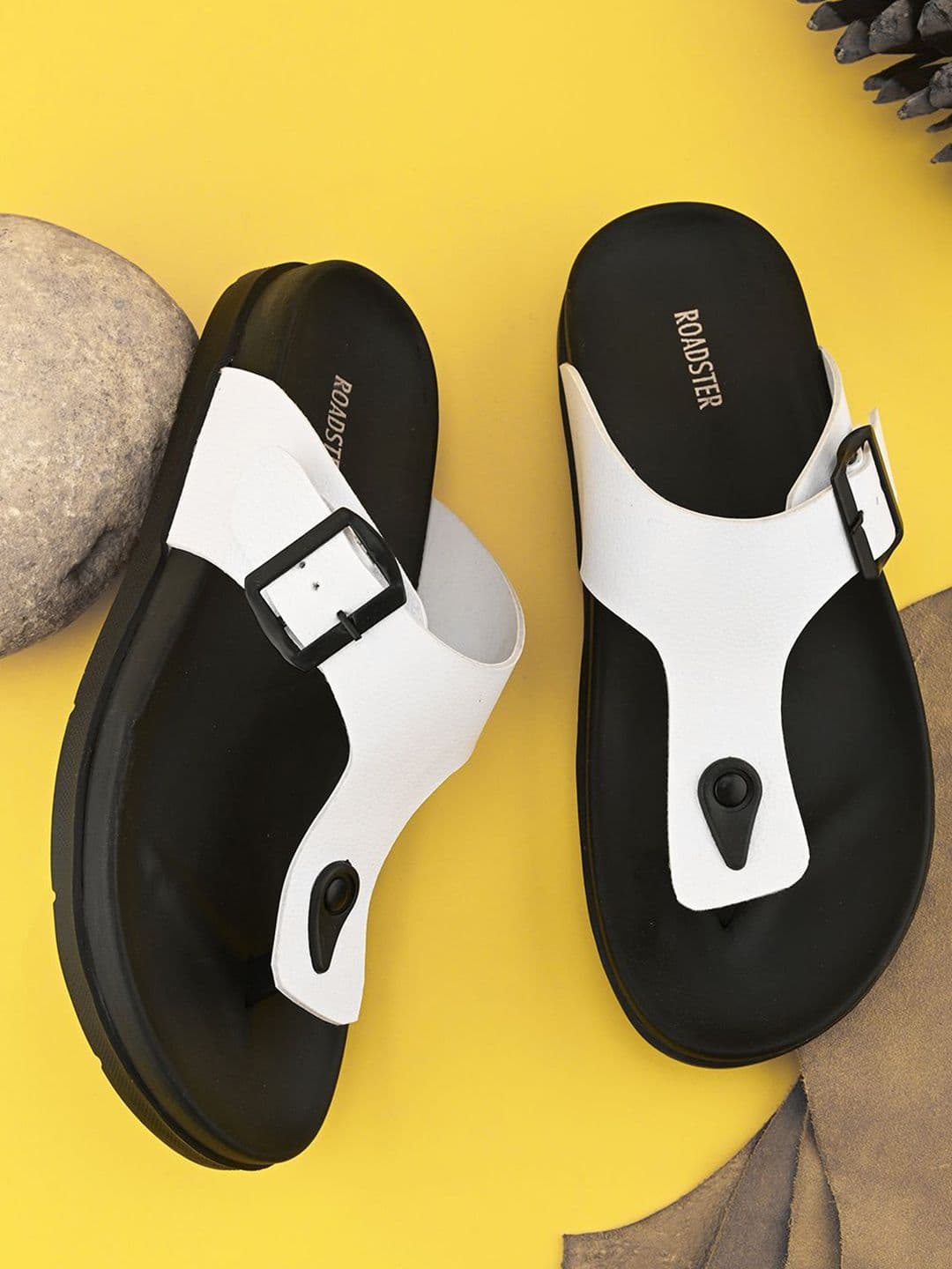 The Roadster Lifestyle Co Men Comfort Pu Footbed Thong Sandals - view 1