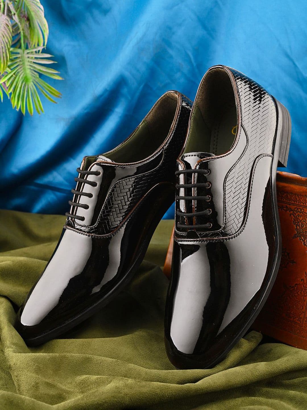 House of Pataudi Men Formal Lace Up Oxfords - view 1