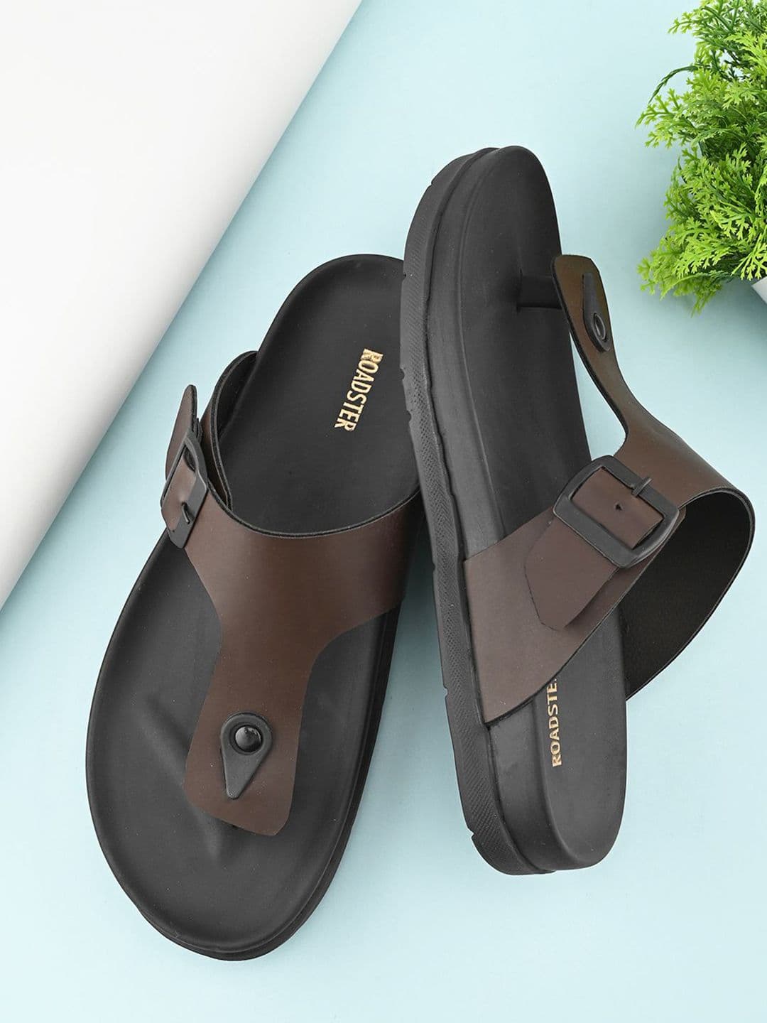 The Roadster Lifestyle Co Men Comfort Pu Footbed Thong Sandals - view 1