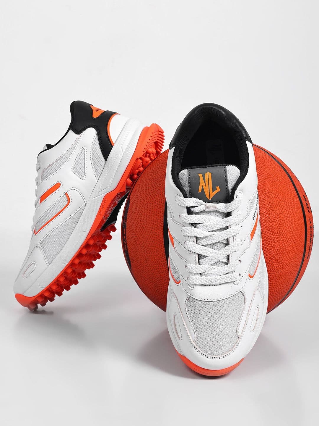 NEW LIMITS Men Running Non-Marking Shoes - view 1